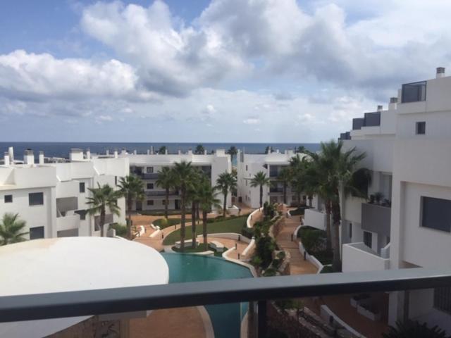 Luxury Beach Front Apartment アレナレス・デル・ソル エクステリア 写真